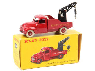 Lot 703 - DINKY TOYS (FRANCE) (1)
