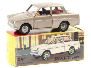 Lot 612 - DINKY TOYS (FRANCE) (1)