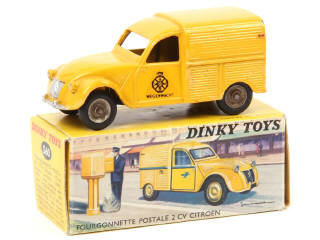 Lot 653 - DINKY TOYS (FRANCE) (1)
