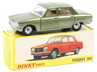 Lot 671 - DINKY TOYS (FRANCE) (1)