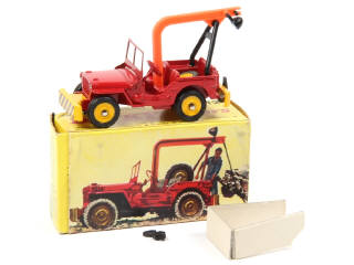 Lot 651 - DINKY TOYS (FRANCE) (1)