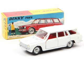Lot 606 - DINKY TOYS (FRANCE) (1)