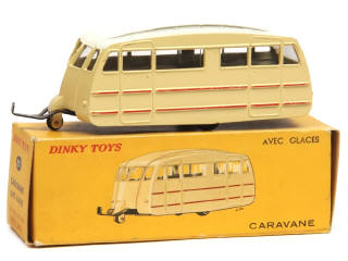 Lot 398 - DINKY TOYS (FRANCE) (1)