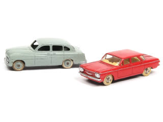 Lot 421 - DINKY TOYS (FRANCE) (2)