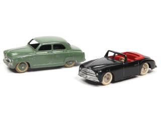 Lot 422 - DINKY TOYS (FRANCE) (2)