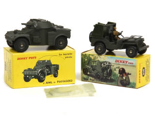 Lot 442 - DINKY TOYS (FRANCE) (2)
