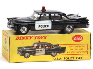Lot 307 - DINKY TOYS (GB) (1)