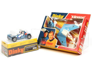 Lot 313 - DINKY TOYS (GB) (2)