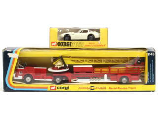 Lot 241 - CORGI TOYS (GB) (2)