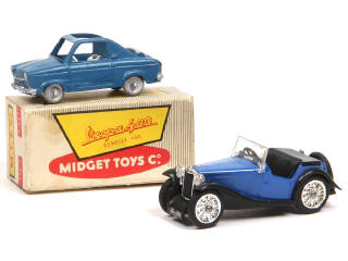 Lot 212 - DIVERS (GB) (2)