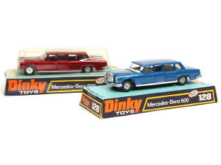 Lot 321 - DINKY TOYS (GB) (2)