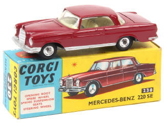 Lot 395 - CORGI TOYS (GB) (1)
