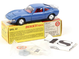 Lot 719 - DINKY TOYS (FRANCE) (1)