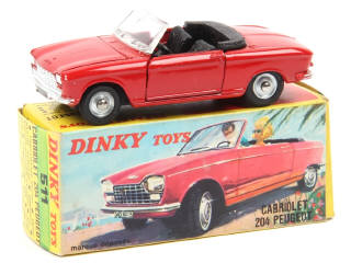 Lot 627 - DINKY TOYS (FRANCE) (1)