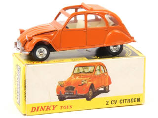 Lot 614 - DINKY TOYS (FRANCE) (1)