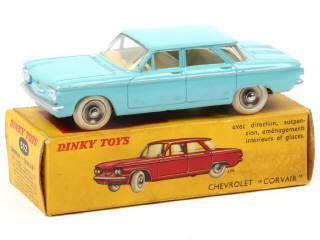 Lot 686 - DINKY TOYS (FRANCE) (1)