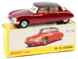 Lot 657 - DINKY TOYS (FRANCE) (1)
