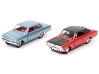 Lot 781 - DINKY TOYS (FRANCE) (2)