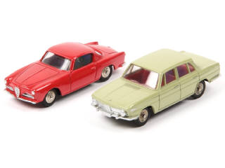 Lot 793 - DINKY TOYS (FRANCE) (2)