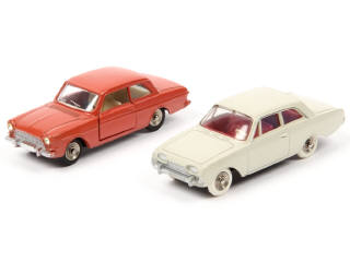 Lot 780 - DINKY TOYS (FRANCE) (2)
