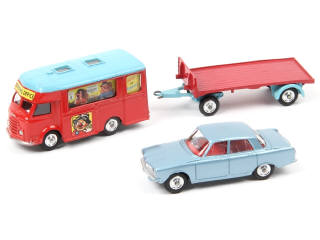 Lot 474 - CORGI TOYS (GB) (3)