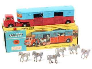 Lot 446 - CORGI TOYS (GB) (1)