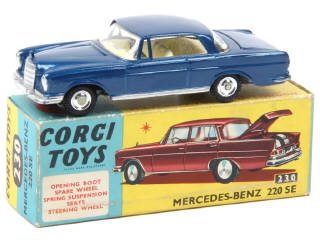 Lot 407 - CORGI TOYS (GB) (1)