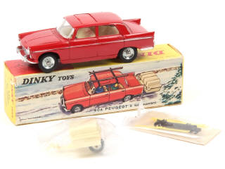 Lot 665 - DINKY TOYS (FRANCE) (1)