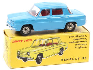 Lot 638 - DINKY TOYS (FRANCE) (1)