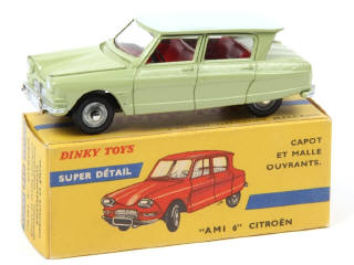Lot 689 - DINKY TOYS (FRANCE) (1)