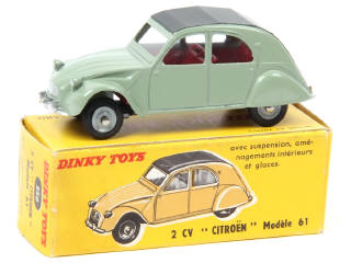 Lot 693 - DINKY TOYS (FRANCE) (1)