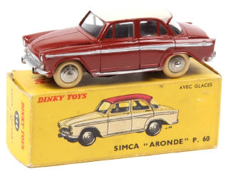 Lot 679 - DINKY TOYS (FRANCE) (1)