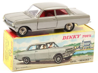 Lot 676 - DINKY TOYS (FRANCE) (1)