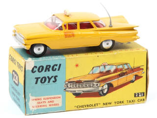Lot 391 - CORGI TOYS (GB) (1)