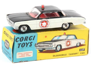 Lot 399 - CORGI TOYS (GB) (1)
