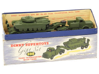 Lot 536 - DINKY TOYS (GB) (1)