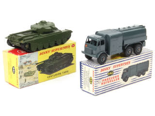 Lot 551 - DINKY TOYS (GB) (2)
