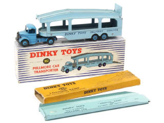 Lot 532 - DINKY TOYS (GB) (1)