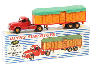 Lot 757 - DINKY TOYS (FRANCE) (1)