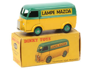 Lot 743 - DINKY TOYS (FRANCE) (1)