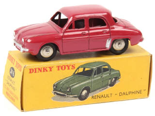 Lot 594 - DINKY TOYS (FRANCE) (1)