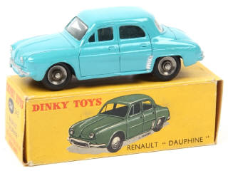 Lot 648 - DINKY TOYS (FRANCE) (1)
