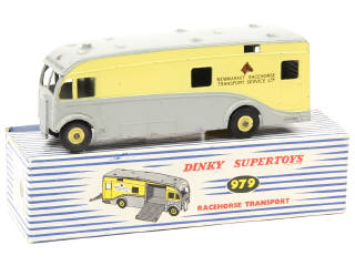 Lot 531 - DINKY TOYS (GB) (1)