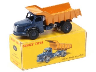 Lot 375 - DINKY TOYS (FRANCE) (1)