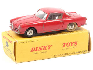 Lot 355 - DINKY TOYS (FRANCE) (1)