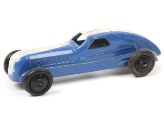 Lot 475 - DINKY TOYS (FRANCE) (1)