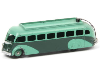 Lot 528 - DINKY TOYS (FRANCE) (1)