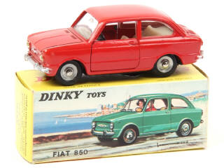 Lot 635 - DINKY TOYS (FRANCE) (1)