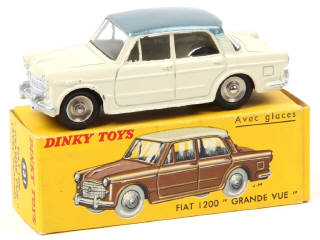 Lot 574 - DINKY TOYS (FRANCE) (1)