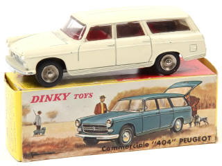 Lot 653 - DINKY TOYS (FRANCE) (1)